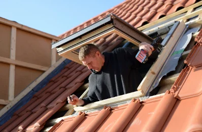 Pose de fenêtres de toit Velux à Monties